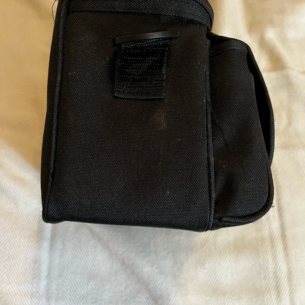 Samsonite Black Camera Case (no shoulder strap). Model #806